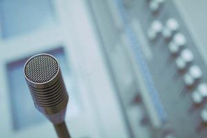 夏の作業現場を快適に！ミストファン導入のメリットと効果的なレンタル活用法